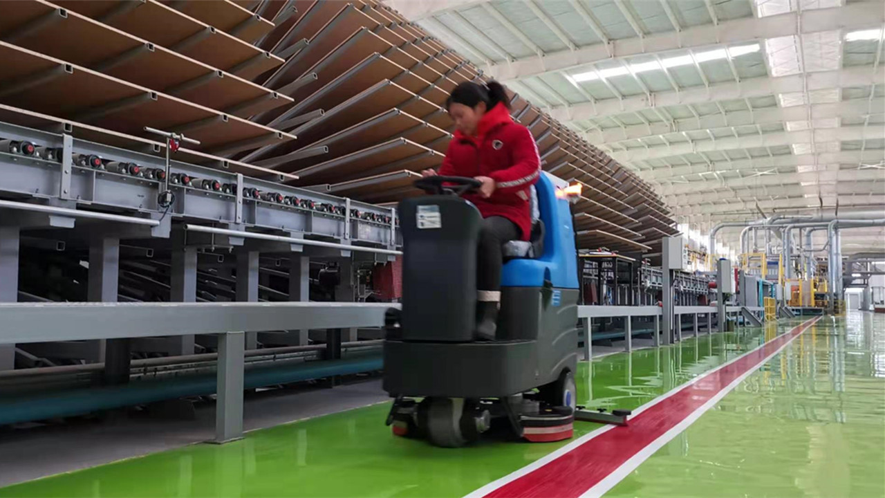 这些工厂都在用全自动洗地机